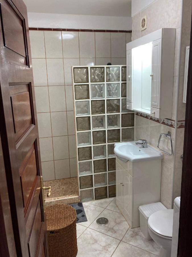 Victoria Court 2, Los Cristianos Guincho  Extérieur photo
