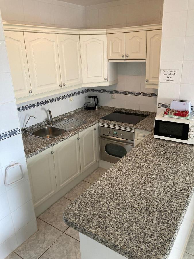 Victoria Court 2, Los Cristianos Guincho  Extérieur photo