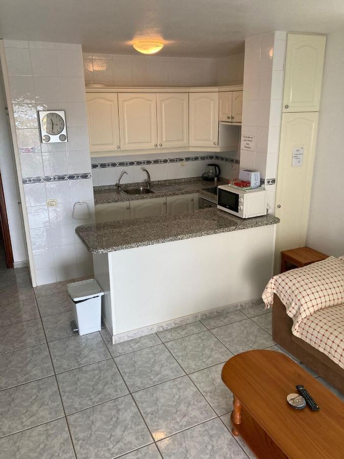 Victoria Court 2, Los Cristianos Guincho  Extérieur photo