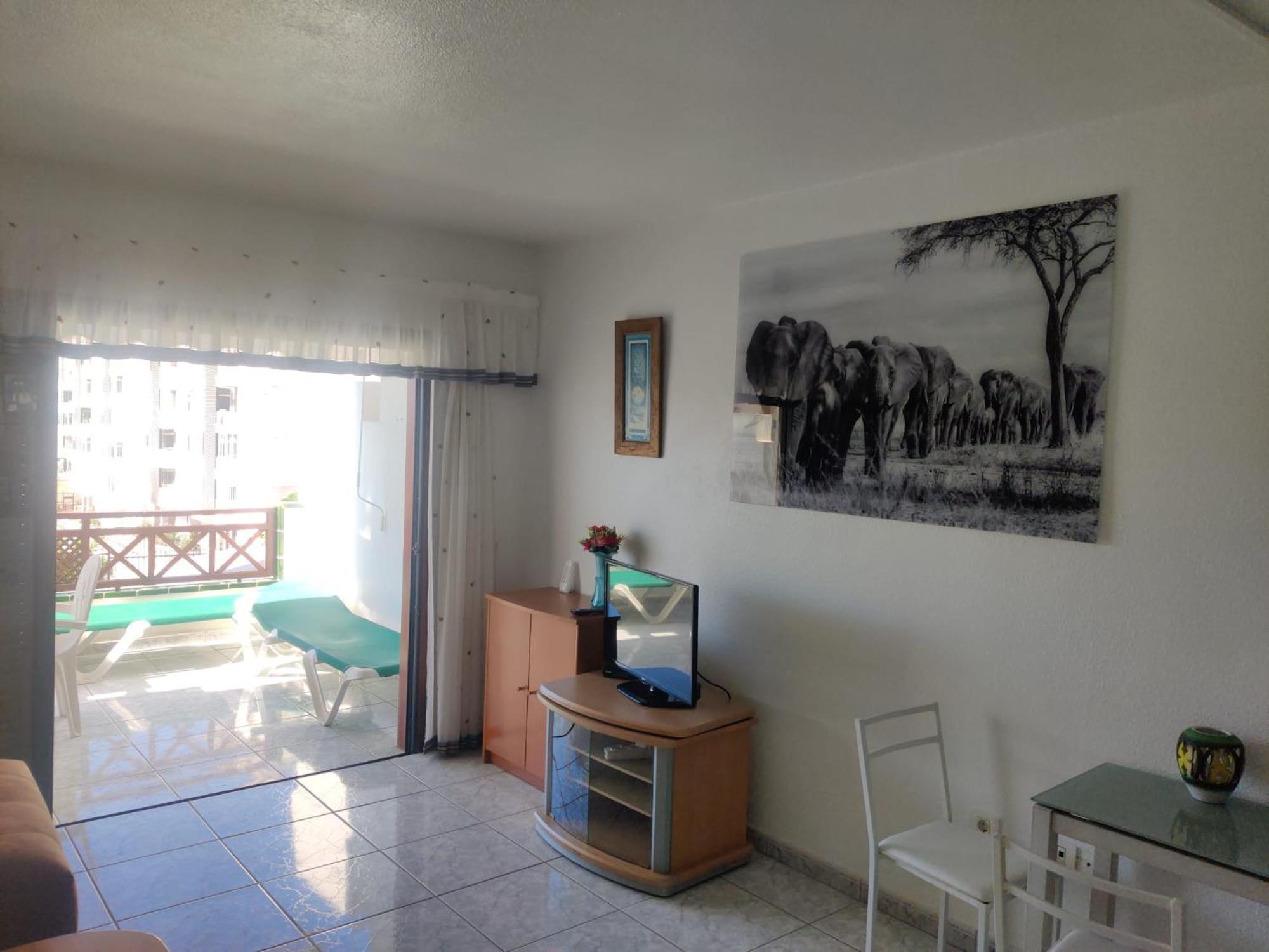 Victoria Court 2, Los Cristianos Guincho  Extérieur photo
